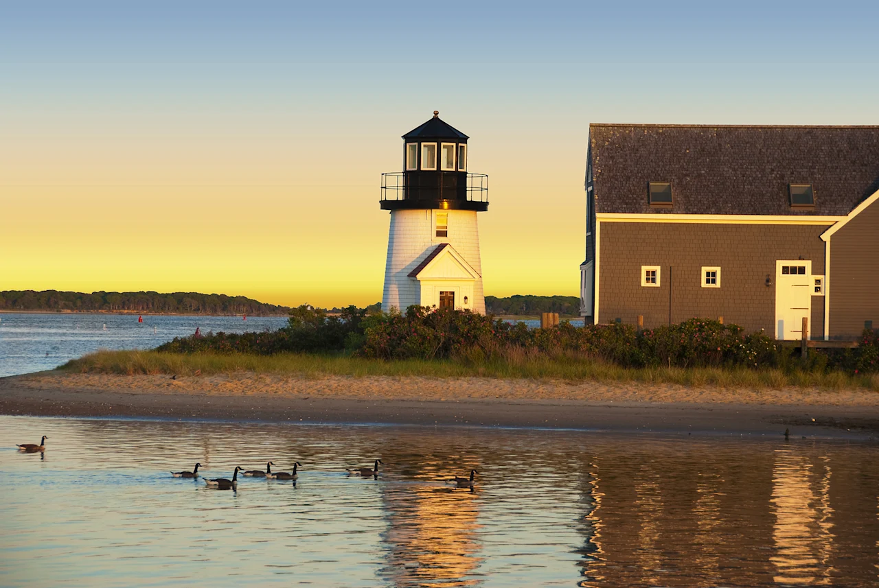 Hyannis Harbor Lighthouse